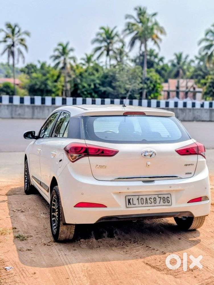 Hyundai I20 Petrol Spotz, 2014, Petrol