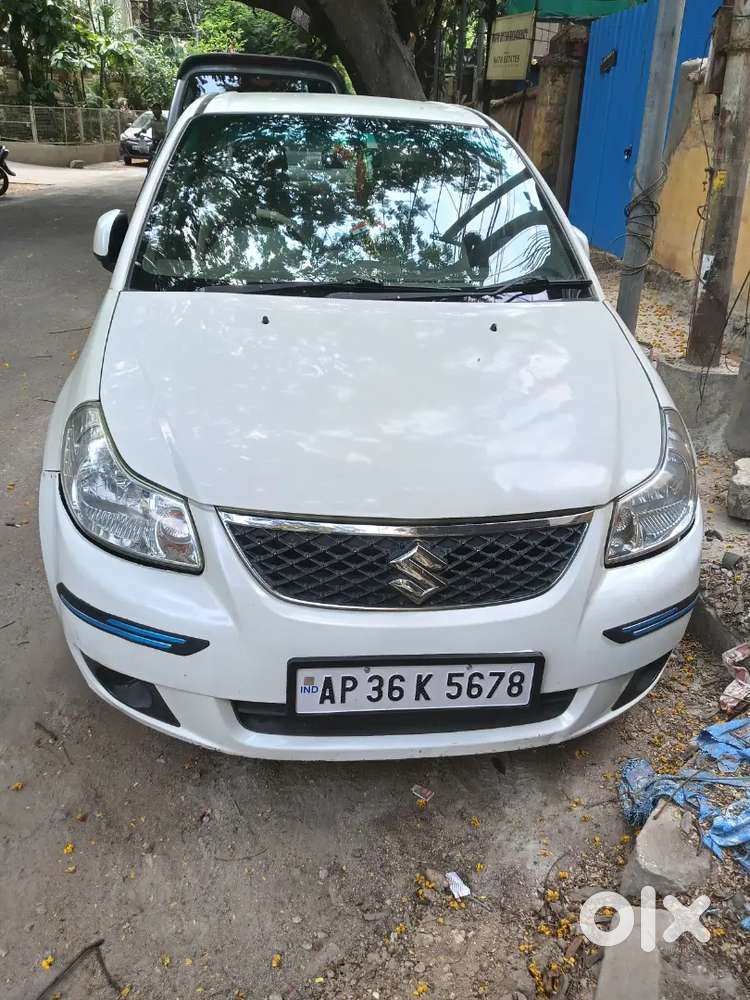 Maruti Suzuki Dzire 2011
