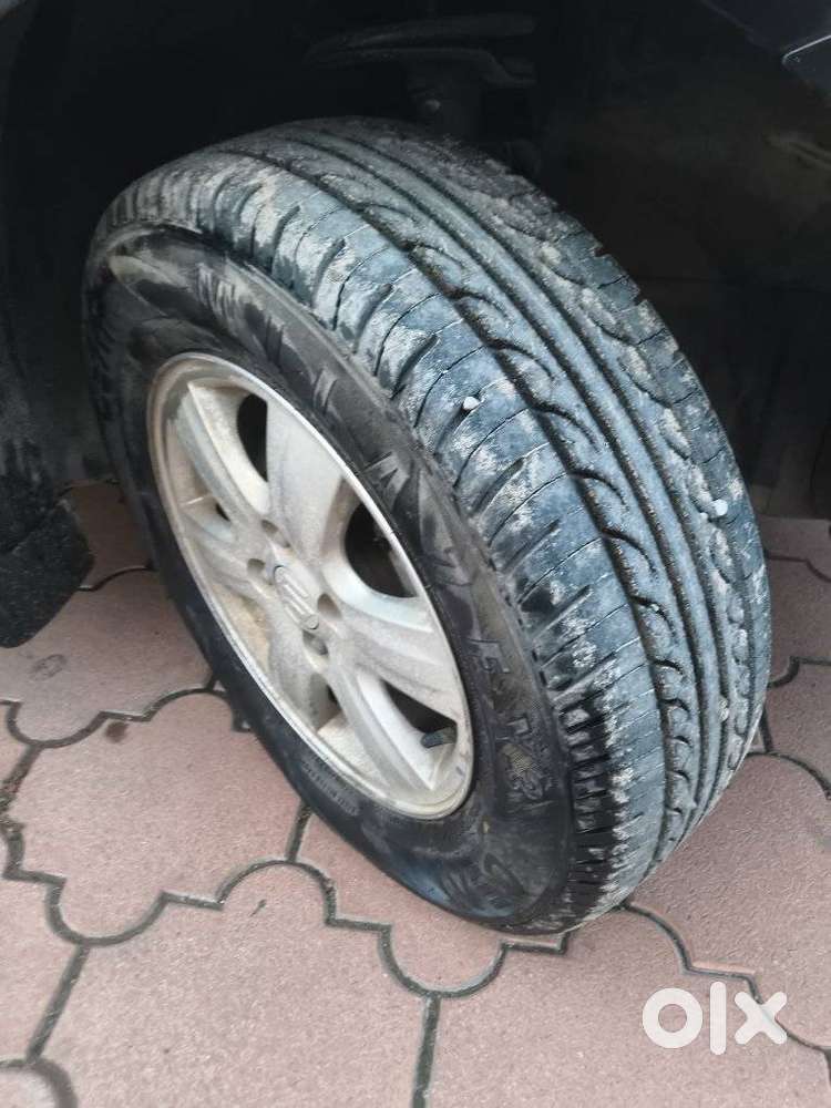 Maruti Suzuki Swift Dzire 1.2 Zxi Bsiv, 2010, Petrol