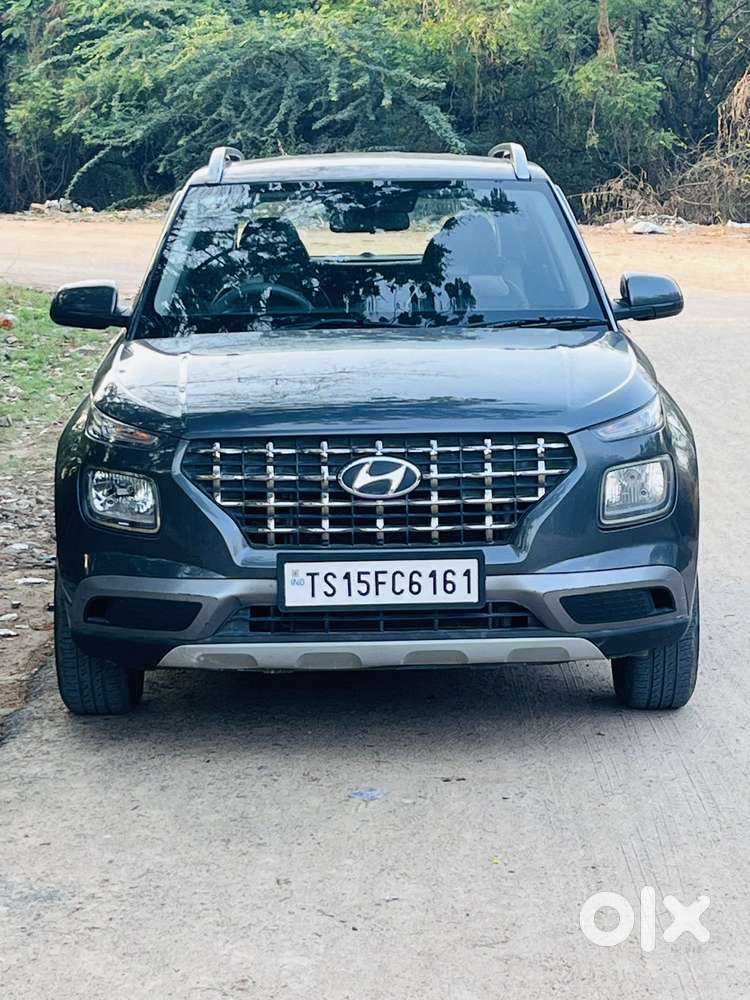 Hyundai Venue, 2021, Petrol