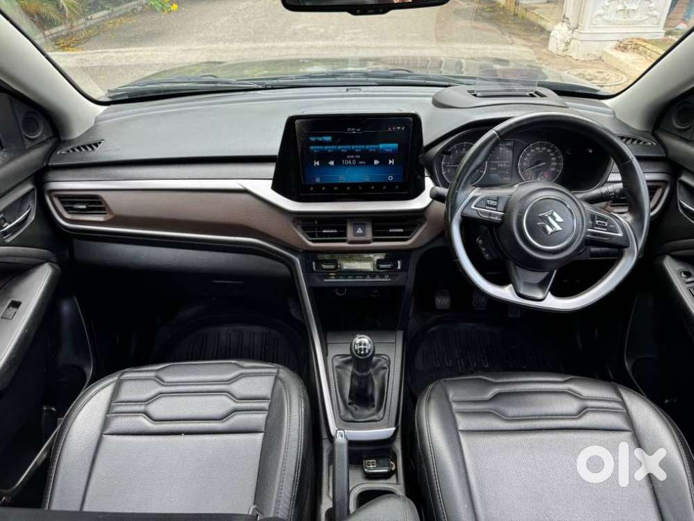 Maruti Suzuki Brezza 1.5 Zxi Plus Smart Hybrid, 2023, Petrol