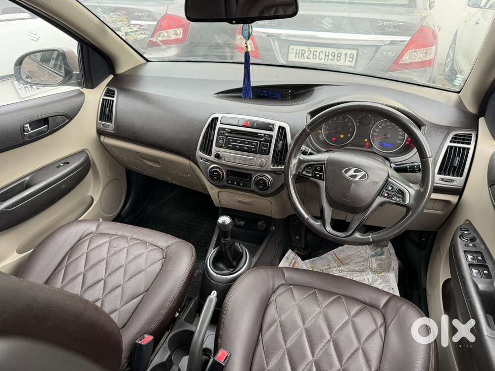Hyundai I20 Sportz 1.2 Bs-iv, 2013, Petrol