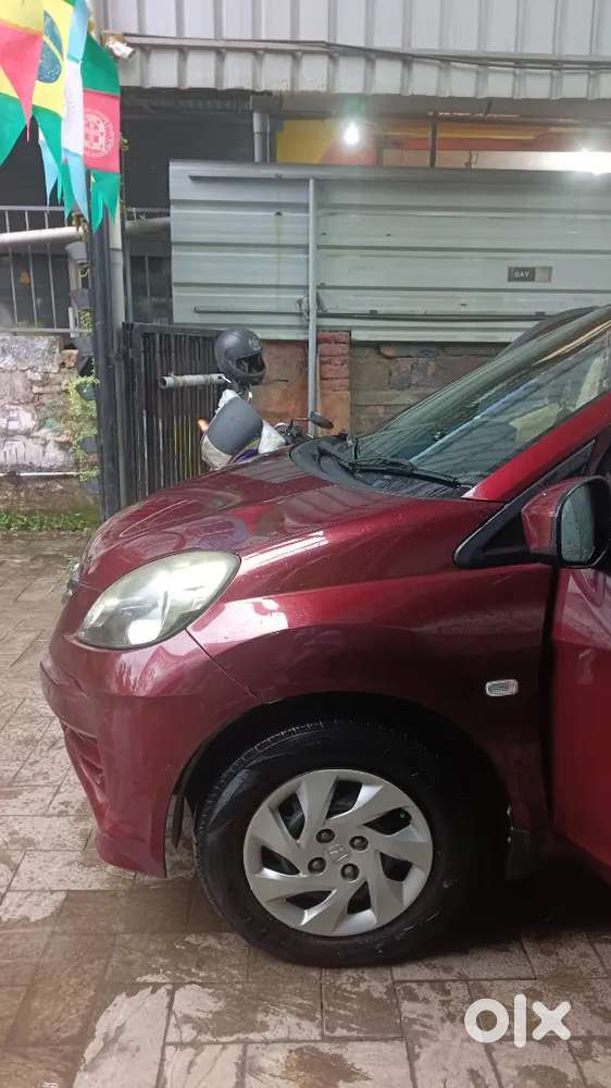 Honda Amaze 1.5 S 2013. No Accident History,good Interiors. 20+millage