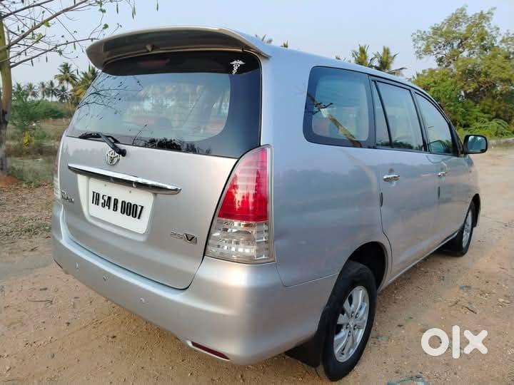 Toyota Innova 2.5 Vx 8 Str, 2010, Diesel