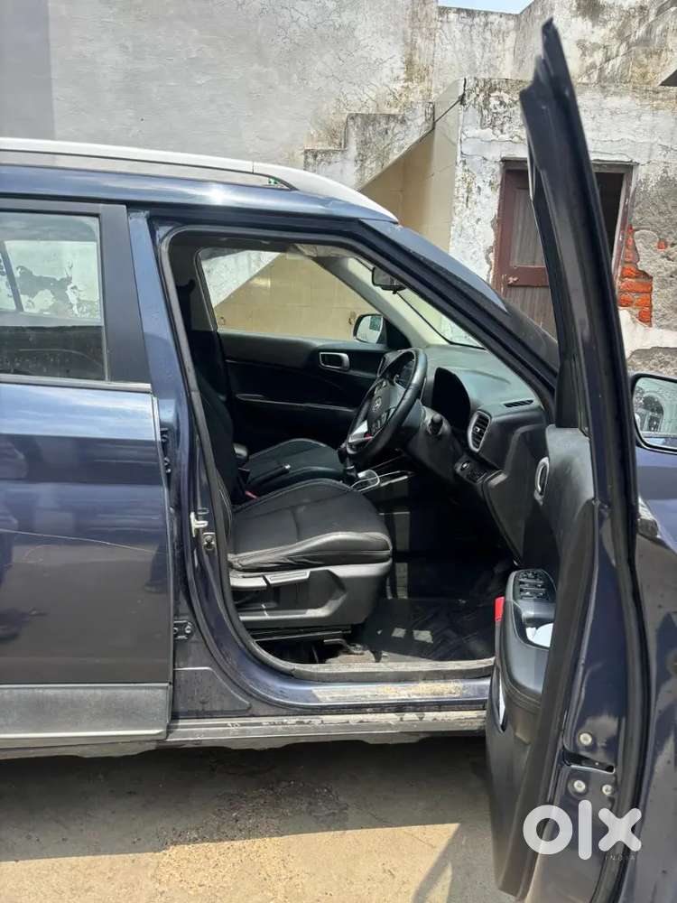Hyundai Venue Diesel Manual 2019