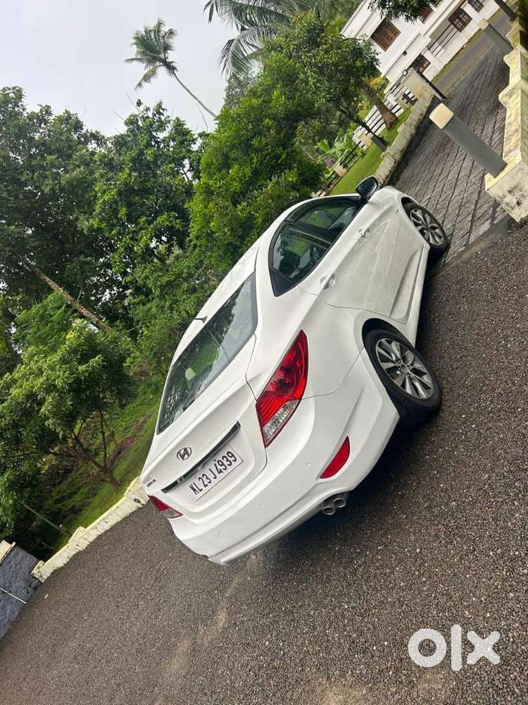 Hyundai Verna 1.4 Cx, 2014, Petrol