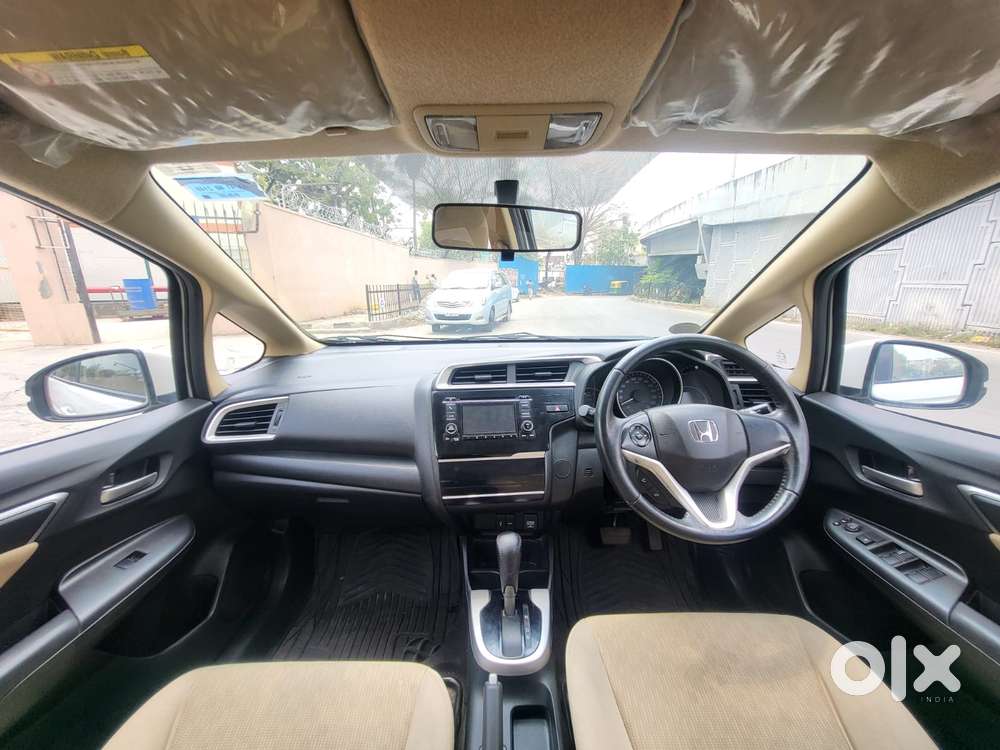 Honda Jazz V Automatic, 2017, Petrol