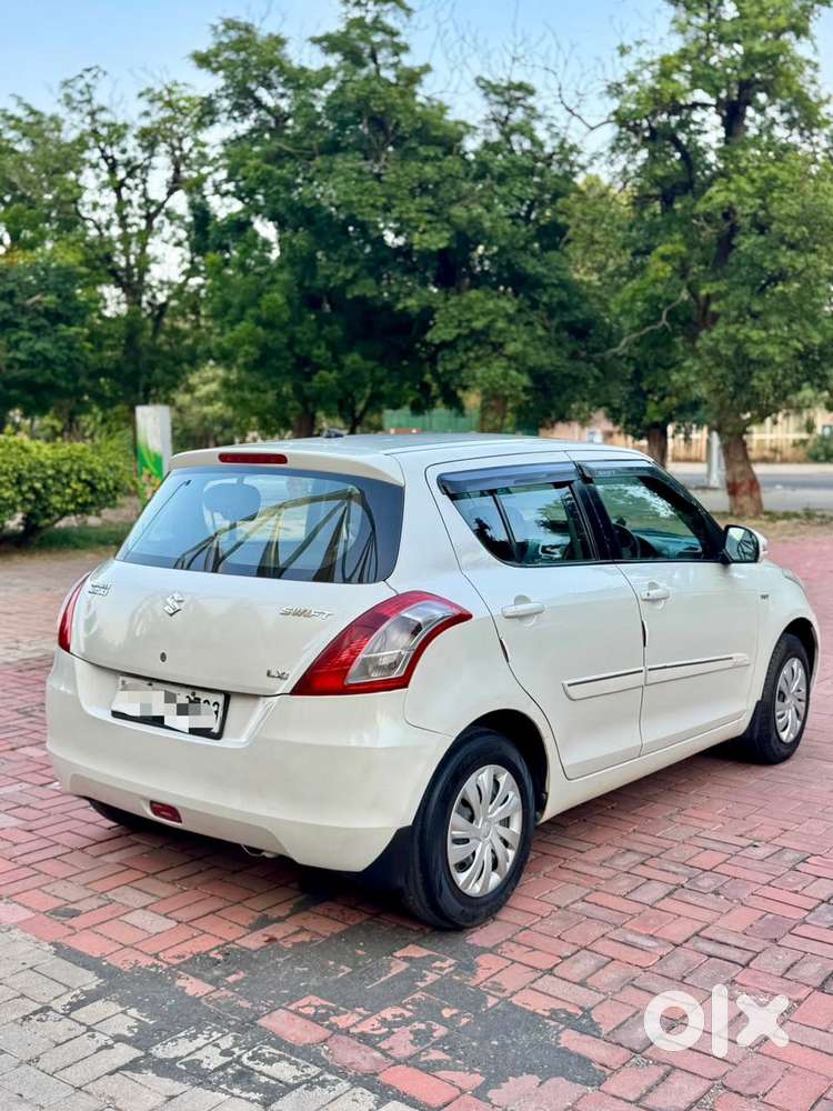 Maruti Suzuki Swift Vxi Cng, 2012, Cng & Hybrids