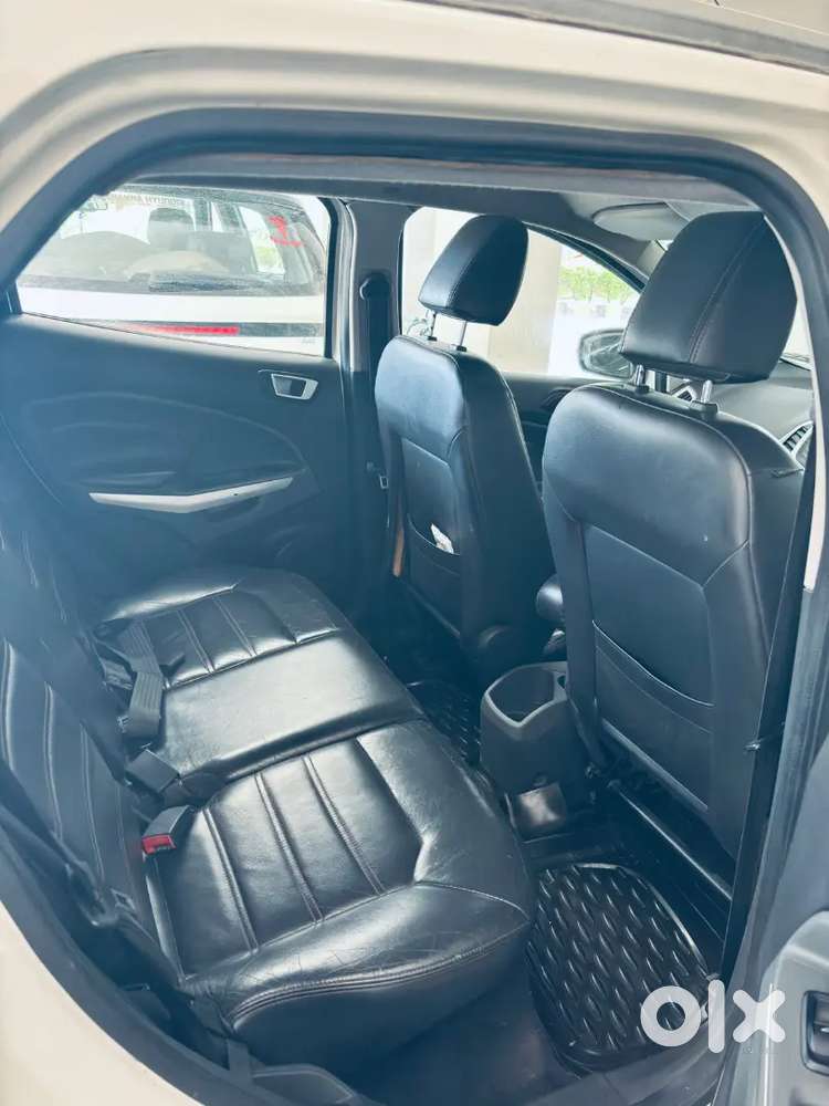 Ford Escort 2013 Diesel 130000 Km Driven