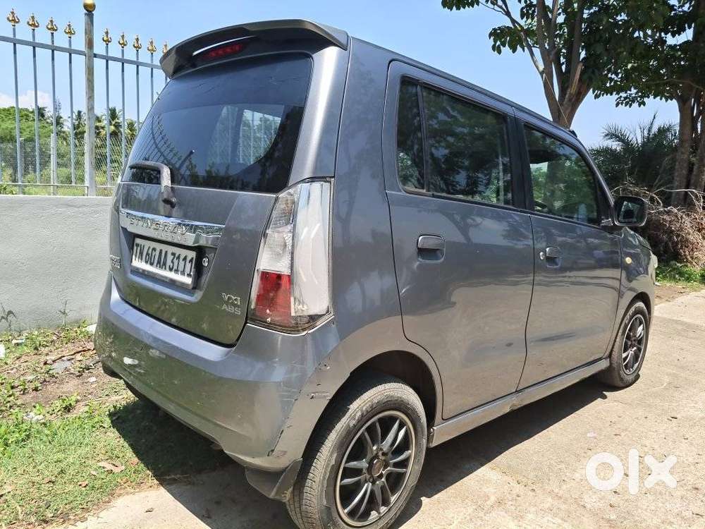 Maruti Suzuki Wagon R Stingray 1.0 Vxi Plus, 2016, Petrol