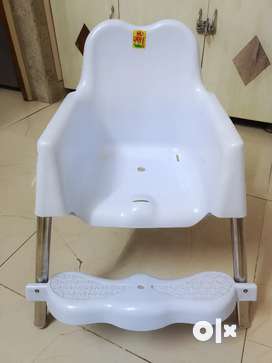 Baby chair hot sale olx