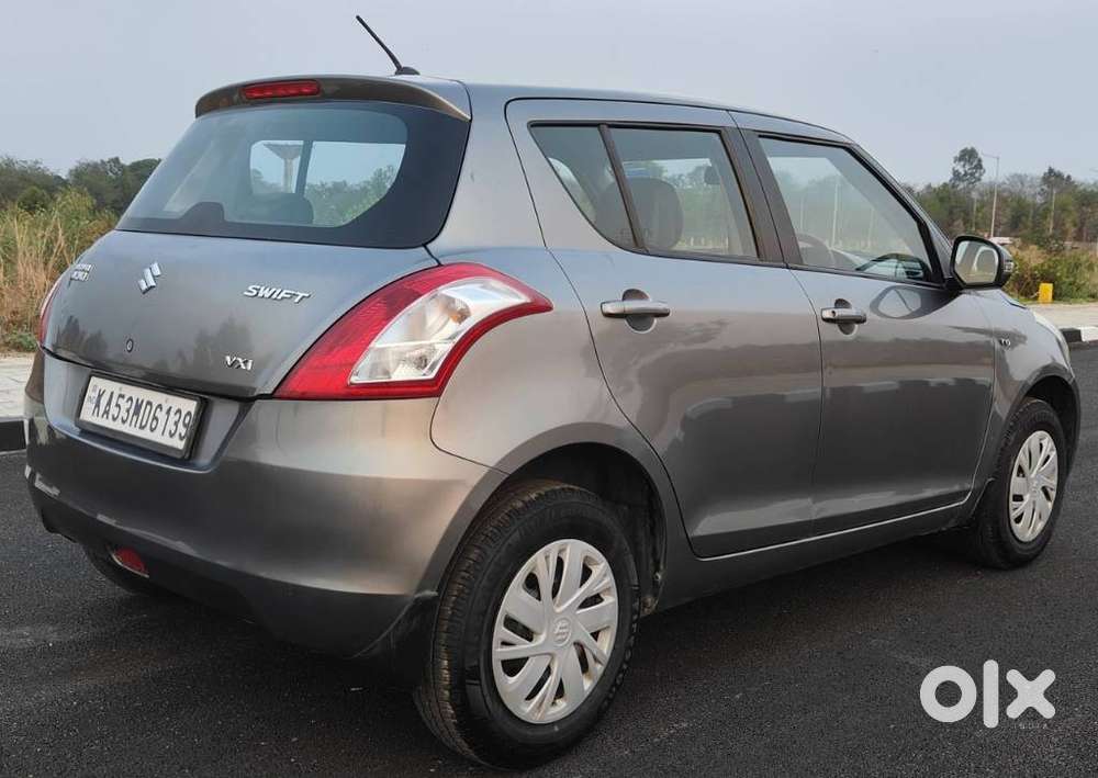 Maruti Suzuki Swift Vxi Abs Bsiv, 2016, Petrol
