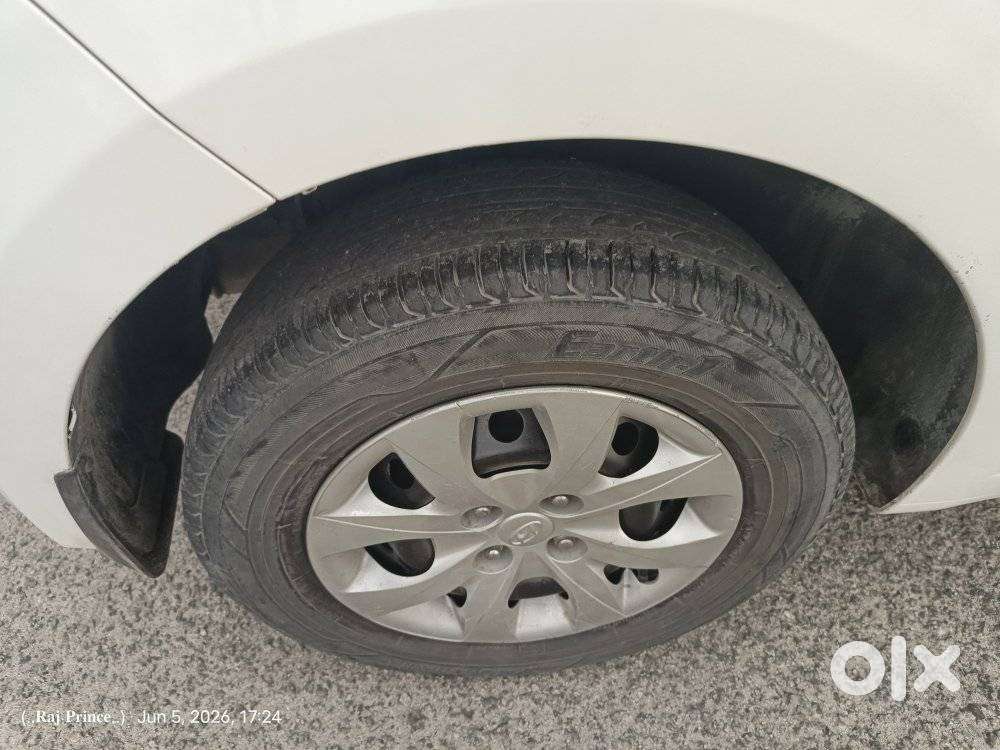 Maruti Suzuki Swift Dzire 2015-2017 1.2 Vxi, 2017, Petrol