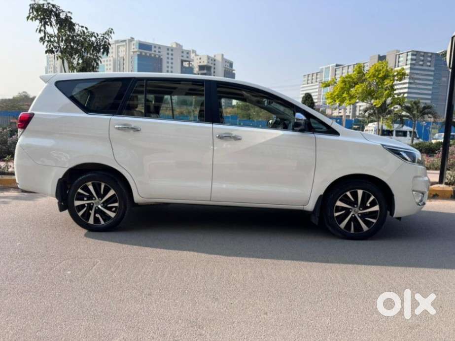 Toyota Innova Crysta [2020-ongoing] 2.4 Zx 7 Str, 2021, Diesel