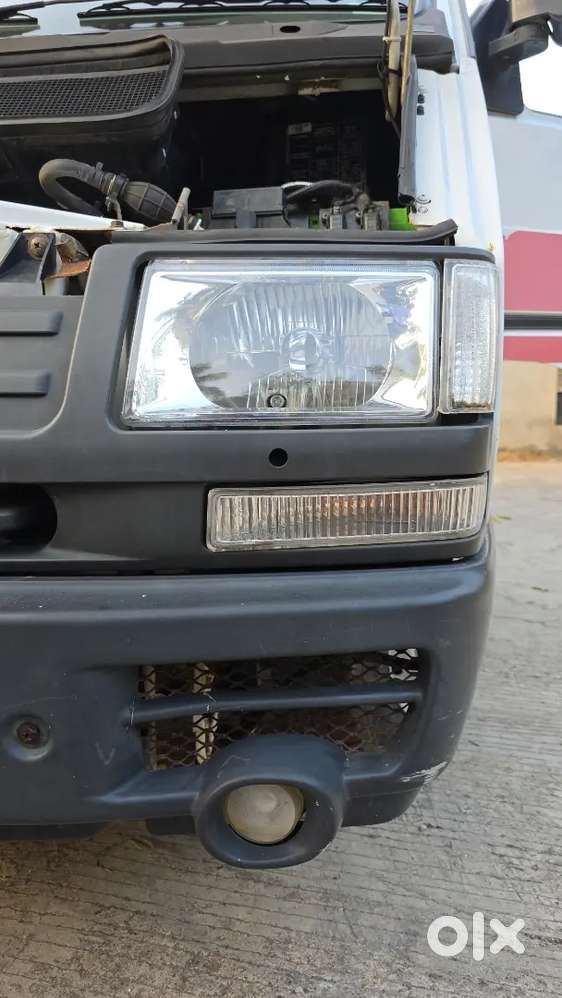 Tata Winger Deluxe 2018
