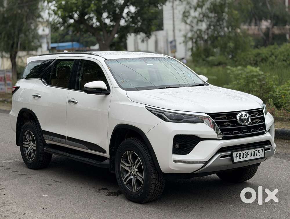 Toyota Fortuner 4x2 At 2.8 Diesel, 2022, Diesel