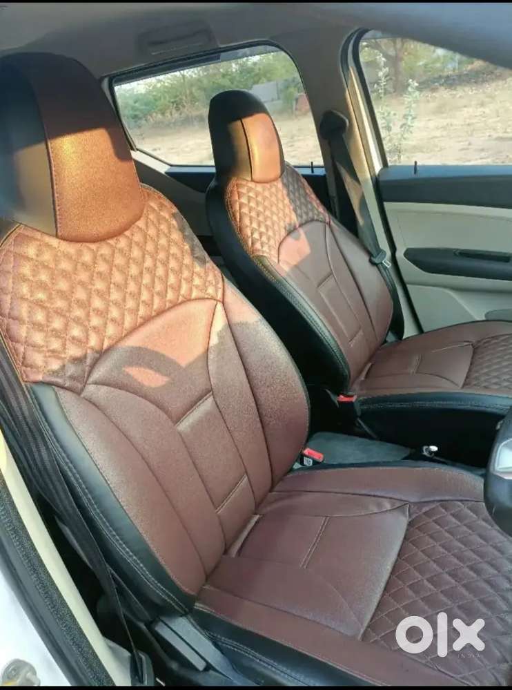 Renault Triber 2022 Petrol Rxz Amt Dual Tone