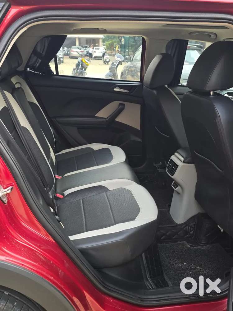 Volkswagen Taigun 1.0 Tsi Topline At, 2023, Petrol