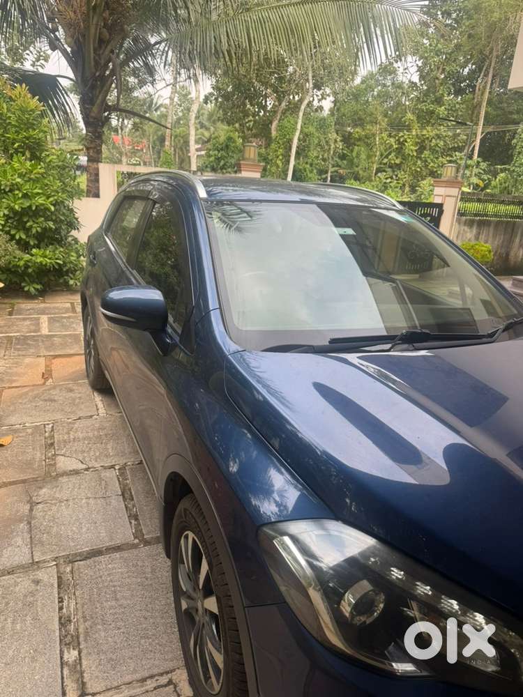 Maruti Suzuki S-cross Petrol Well Maintained