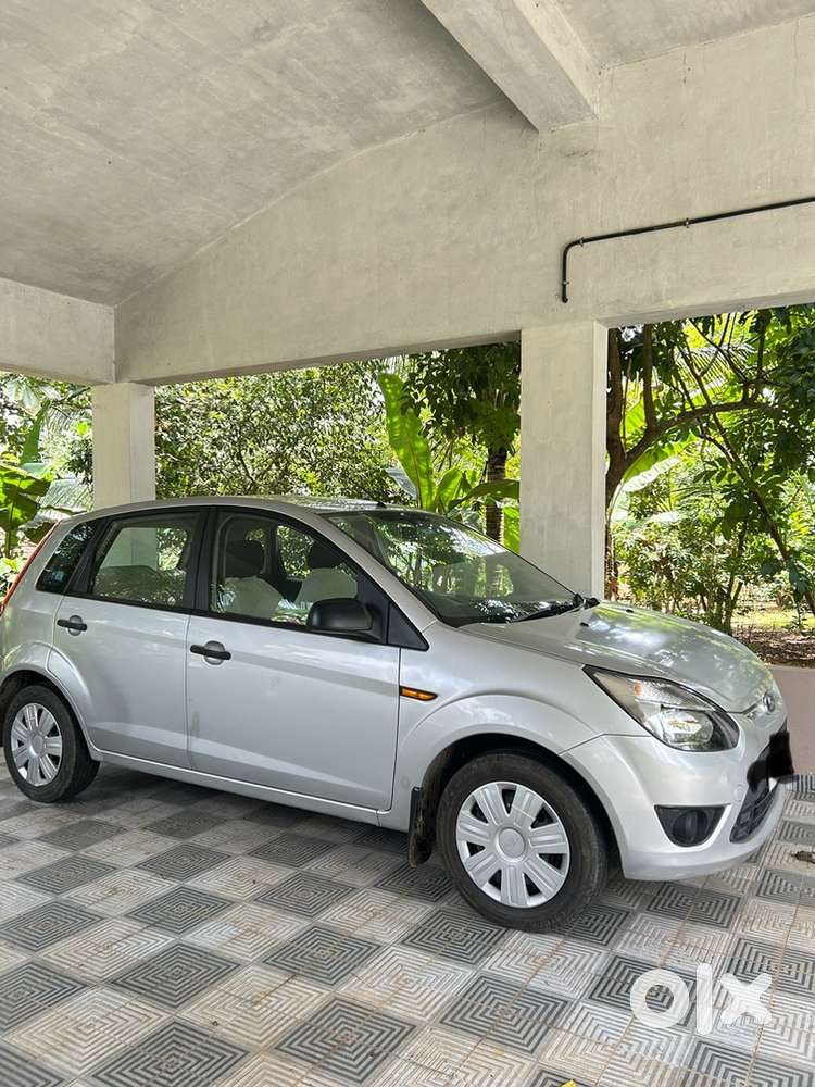 Ford Figo Petrol 2010