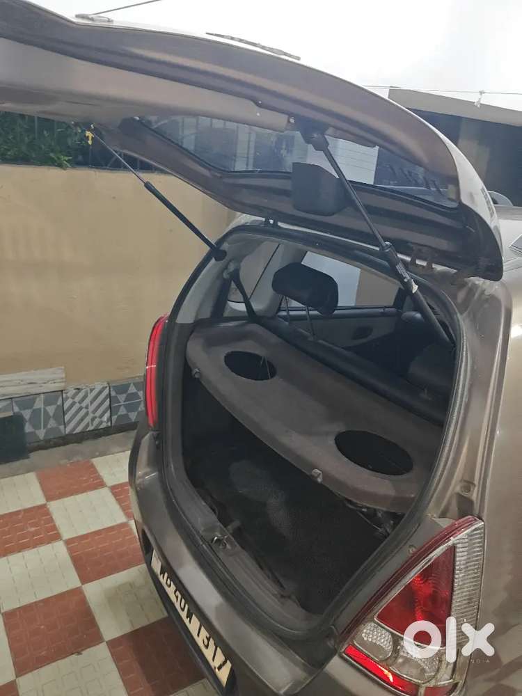 Maruti Suzuki Zen Estilo 2012
