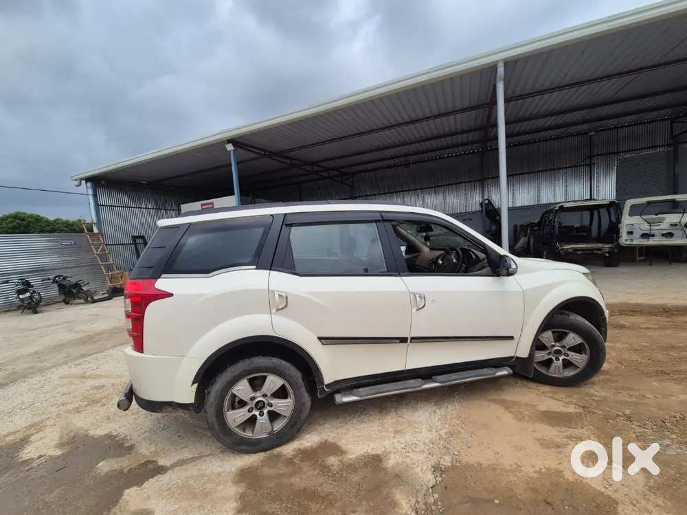 Mahindra Xuv500 Diesel 2015 Variant