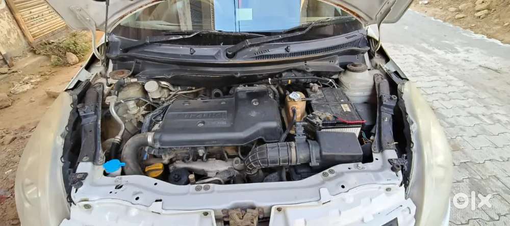 Maruti Suzuki Dzire 2013