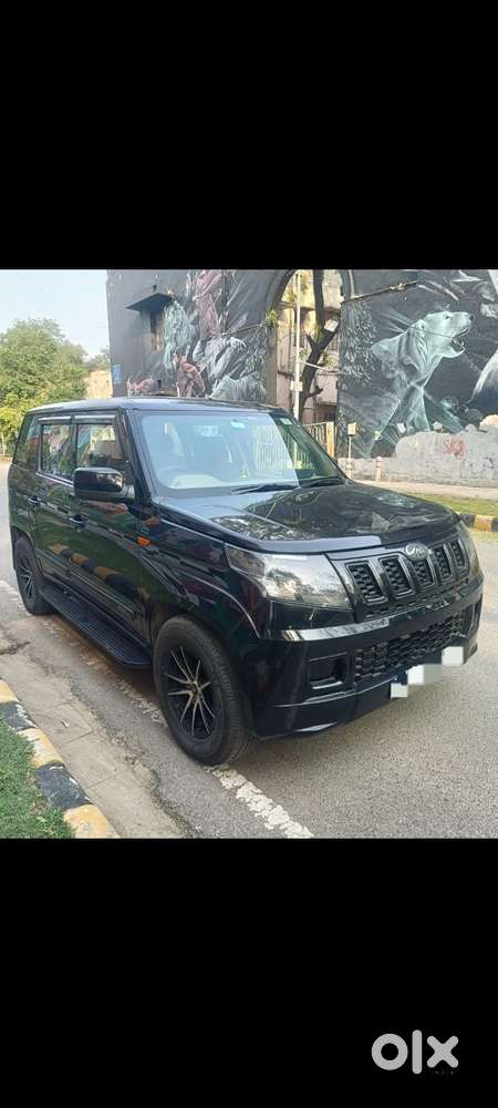 Mahindra Tuv 300 T4 Plus, 2019, Petrol