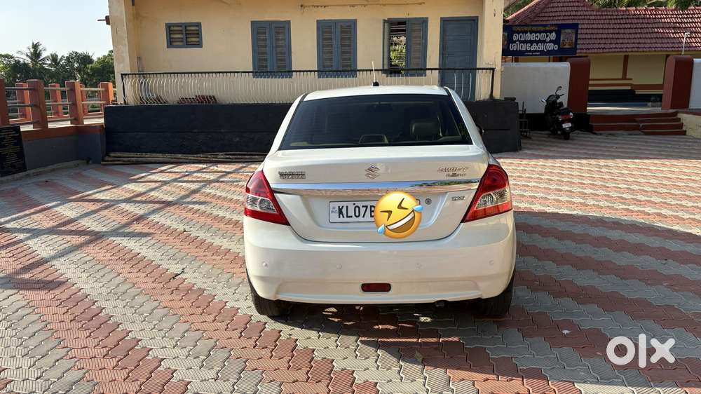 Maruti Suzuki Swift Dzire 1.2 Zxi Bsiv, 2013, Petrol