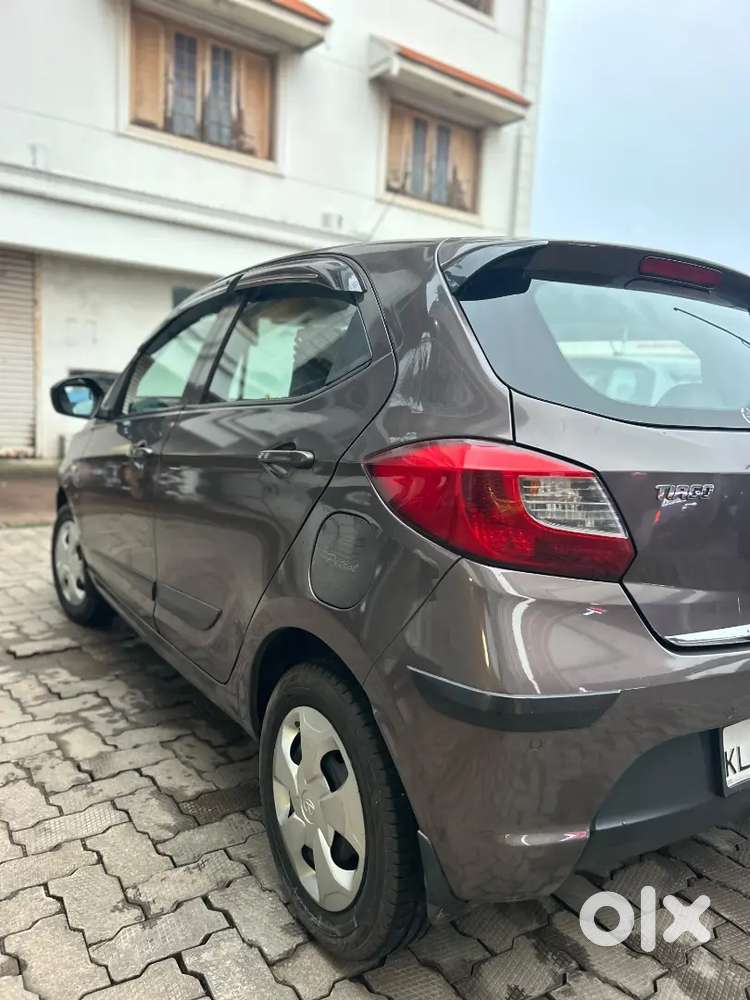 Tata Tiago Xt Petrol 2018