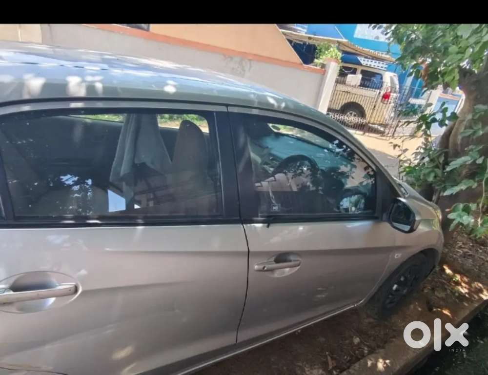 Honda Amaze 2nd Gen 2014 Petrol 65000 Km Driven