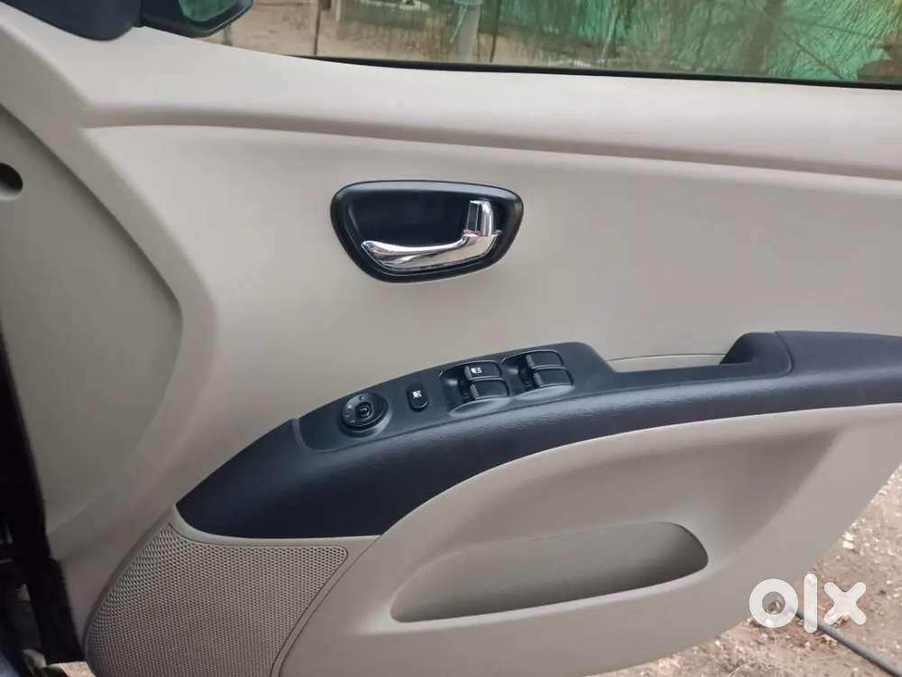 Hyundai I10 Asta Petrol 2011
