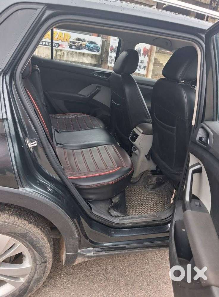 Skoda Kushaq Ambition 1.0l Tsi Mt, 2023, Petrol