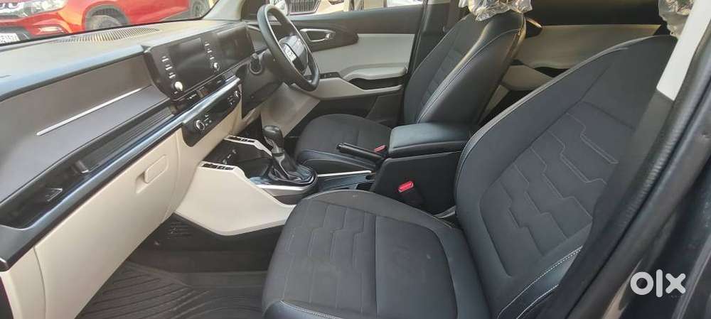 Kia Carens Clavis Htk, 2025, Petrol