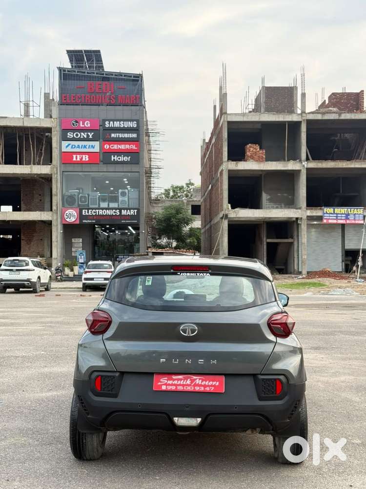 Tata Punch Facelift Pure (o), 2022, Petrol