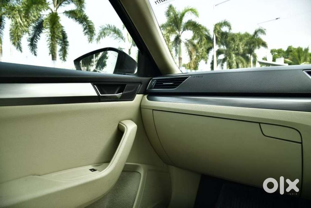 Skoda Superb Style 2.0 Tdi At, 2018, Diesel