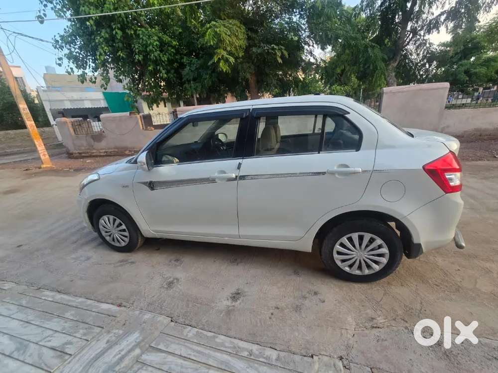 Maruti Suzuki Dzire 2015 Petrol Well Maintained