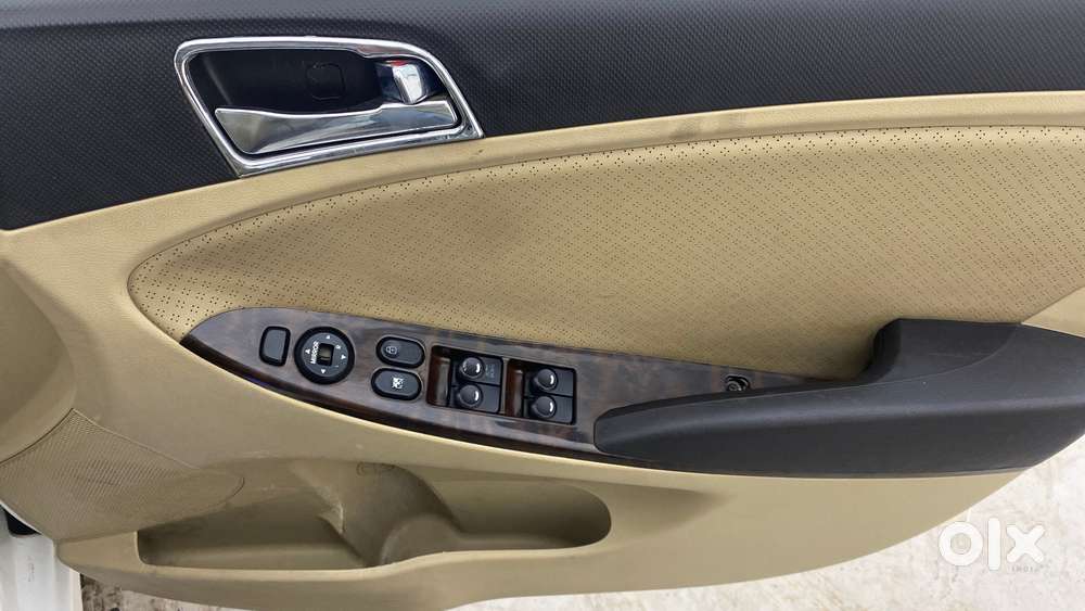 Hyundai Verna Fluidic 1.6 Crdi Sx Opt, 2014, Diesel