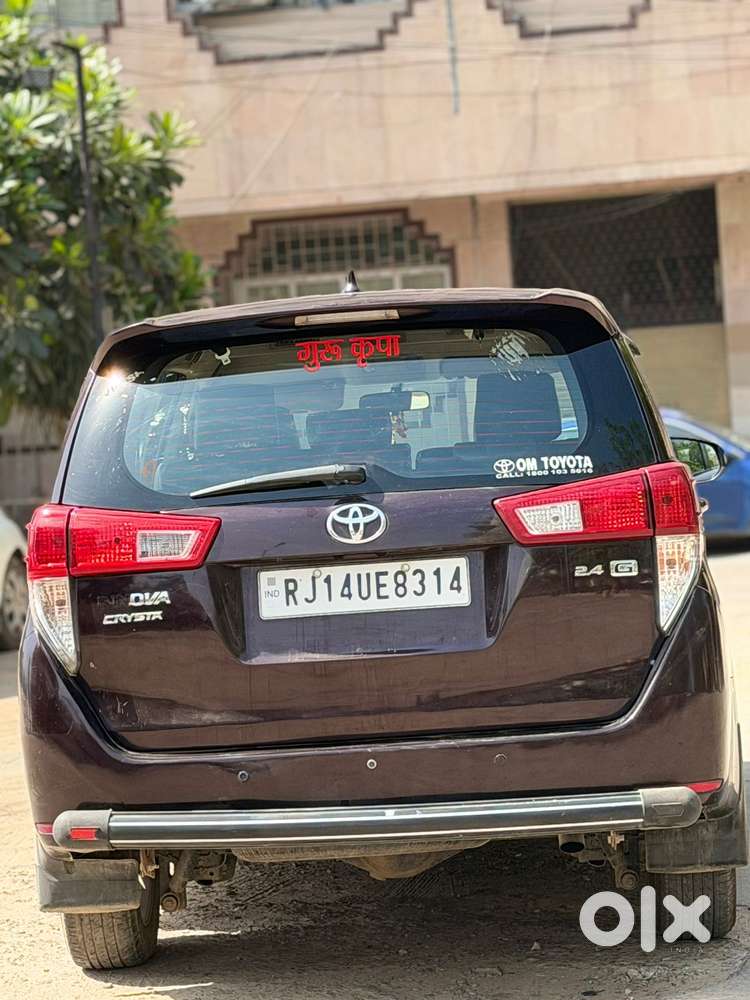 Toyota Innova Crysta 2.4 G Mt, 2016, Diesel