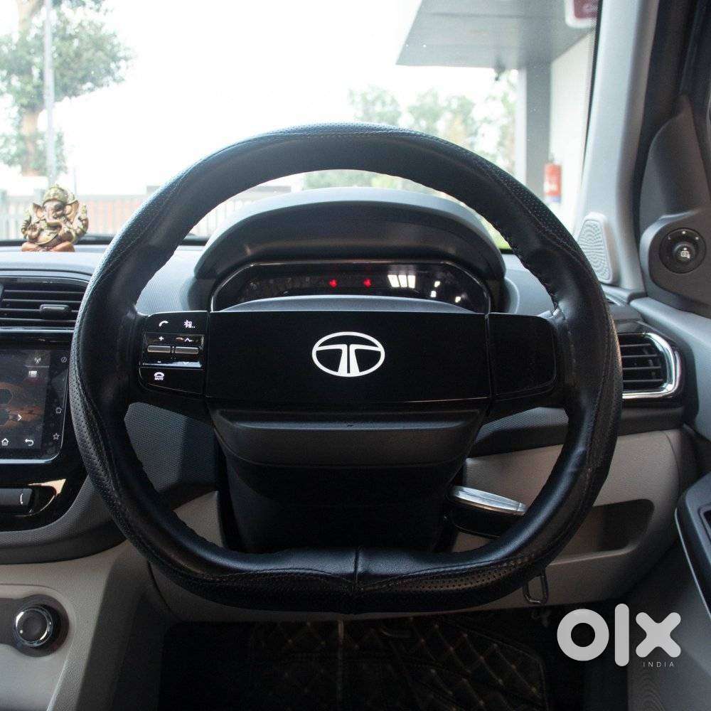 Tata Tiago Xt Icng, 2025, Petrol