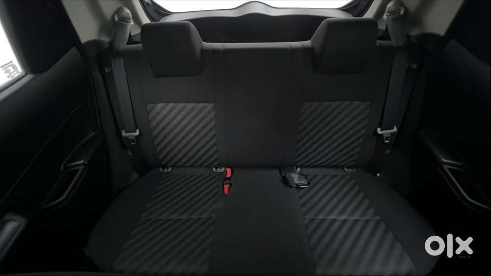 Maruti Suzuki Swift 1.3 Lxi, 2020, Petrol