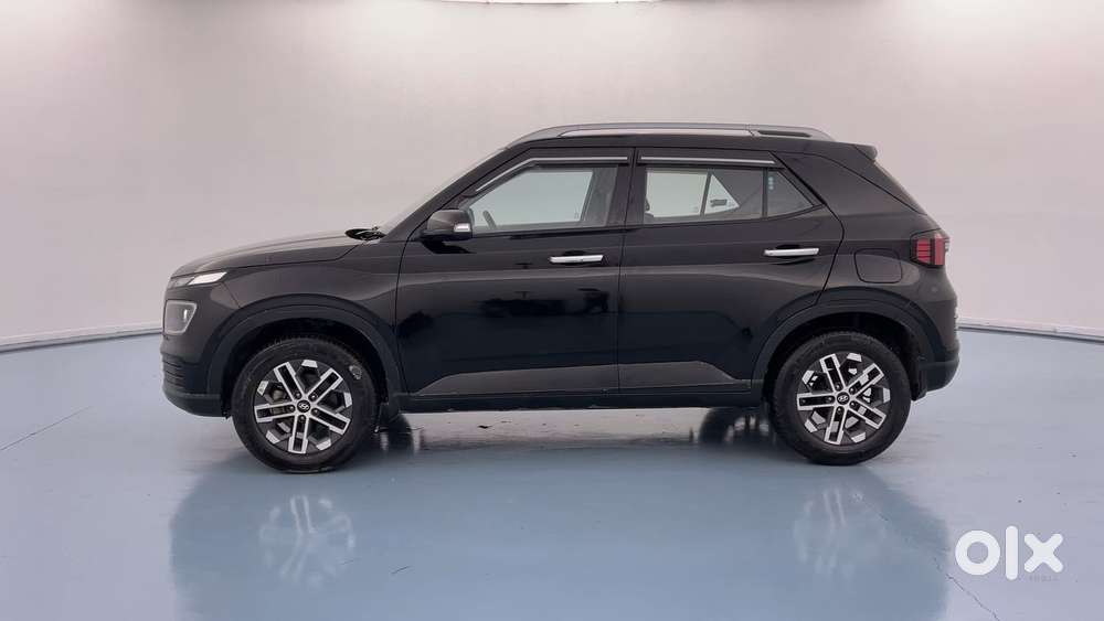 Hyundai Venue 1.0 Sx (o) Turbo Dct, 2023, Petrol