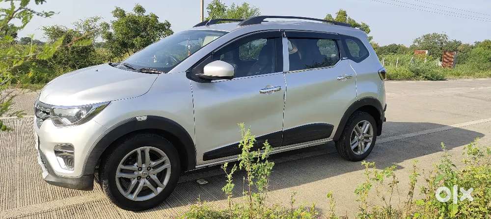 Renault Triber 2020 Car