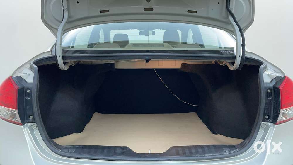 Maruti Suzuki Ciaz Zxi, 2015, Petrol