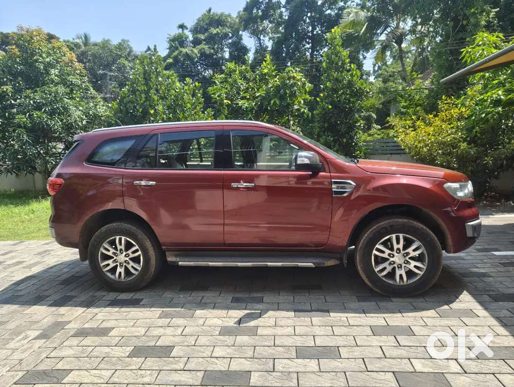 Ford Endeavour 2.2 Titanium At