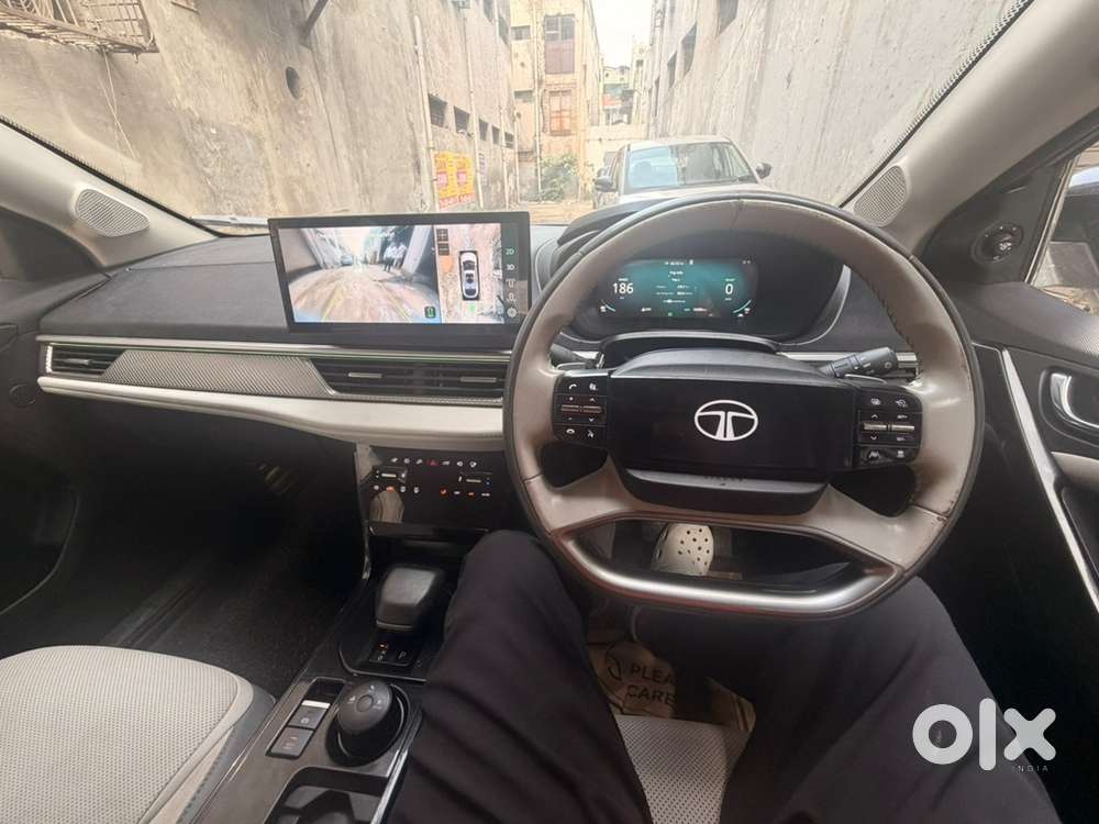 Tata Curvv Ev 2024 Electric 17000 Km Driven