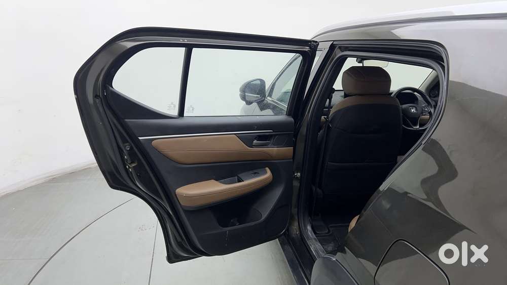 Honda Elevate Zx Mt, 2023, Petrol