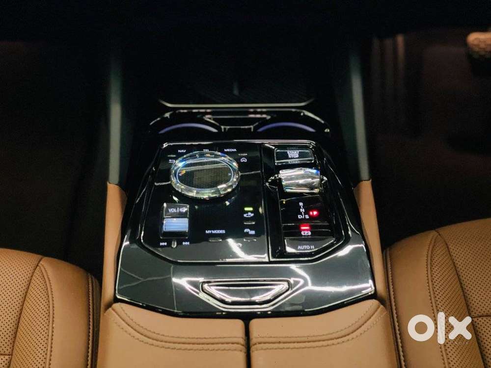 Bmw 5 Series 2.0 530i Sport Line, 2024, Petrol