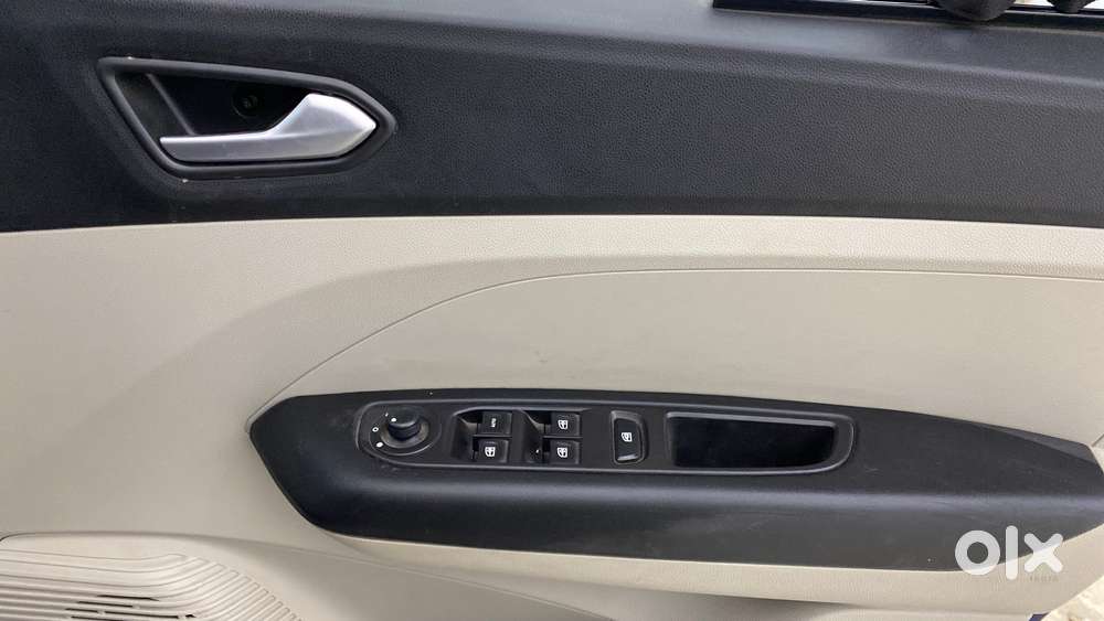 Renault Triber Rxz, 2021, Petrol