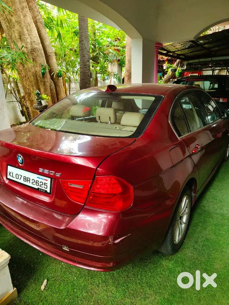 Bmw( Red Maroon Color )for Sale .starting Problem .all Services Done